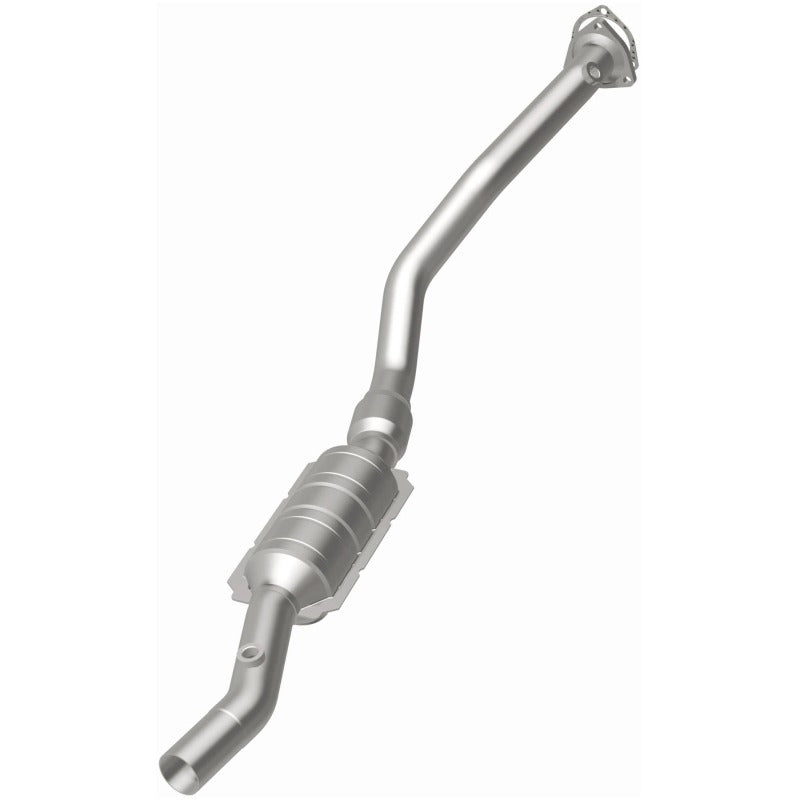 MagnaFlow Direct Fit Catalytic Converter 96-99 Audi A4/A4 Quattro 2.8L D/S (49 State)