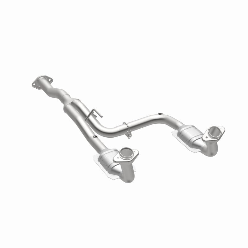 MagnaFlow Direct Fit Catalytic Converter 07 Jeep Liberty 3.7L