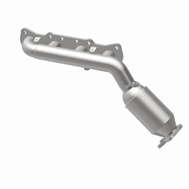 MagnaFlow Direct Fit Catalytic Converter 12-16 Hyundai Equus V8 5.0L Manifold