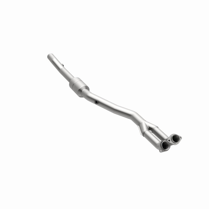 MagnaFlow Direct Fit Catalytic Converter 96-97 BMW 840 4.4L Driver Side