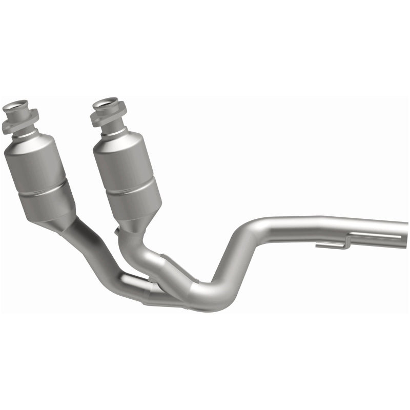 MagnaFlow Direct Fit Catalytic Converter 99-01 Grand Cherokee Front 4.7L