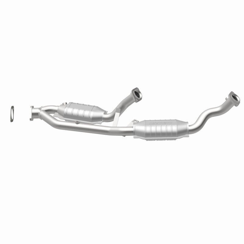 MagnaFlow Direct Fit Catalytic Converter 99-02 Windstar 3.8L