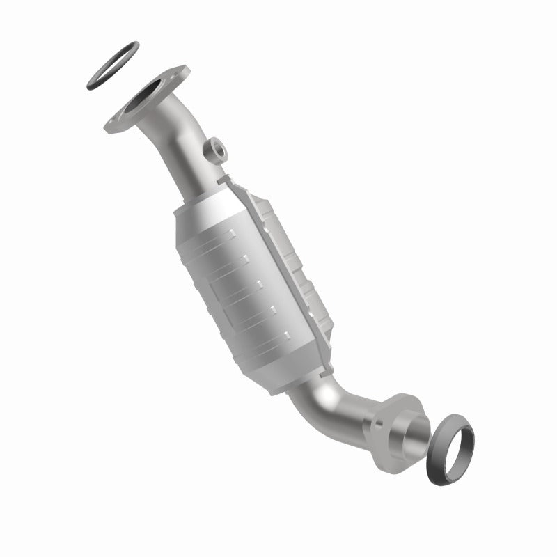 MagnaFlow Direct Fit Catalytic Converter 04-07 Cadillac CTS 2.8L/3.6L Driver Side