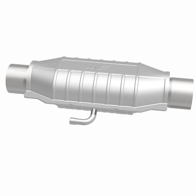 MagnaFlow Universal Catalytic Converter 2.25in Inlet/Outlet Center/Center Oval Rear (California)