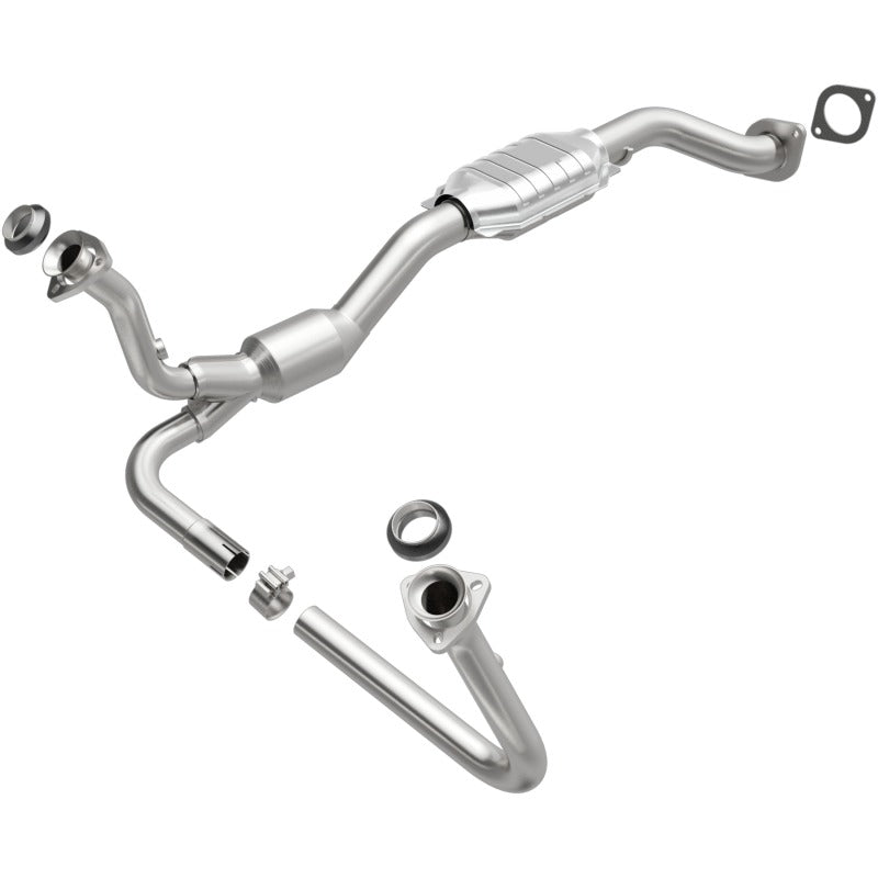 MagnaFlow Direct Fit Catalytic Converter 01-05 Chevy Blazer 4.3L 4WD