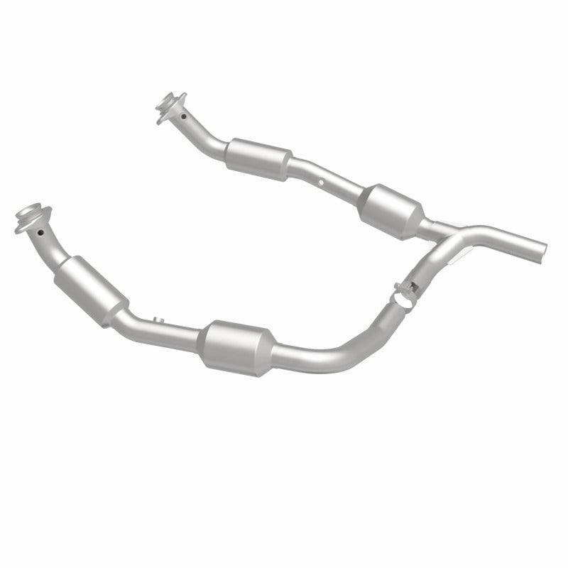 MagnaFlow Direct Fit Catalytic Converter OEM 07-08 Ford E-150
