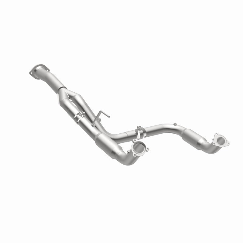 MagnaFlow 2011 Chevrolet Silverado 2500 HD 6.0L Direct Fit Converter