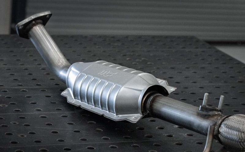 MagnaFlow Direct Fit Catalytic Converter Ford-Mercury 84 87