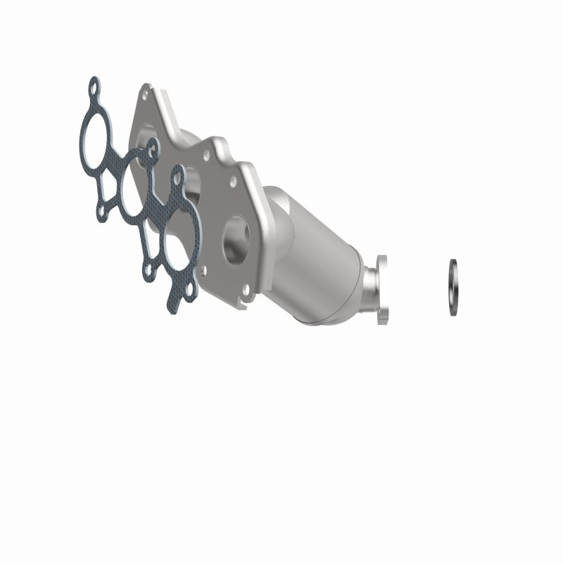 MagnaFlow Direct Fit Catalytic Converter 14-15 Toyota Highlander 3.5L Manifold