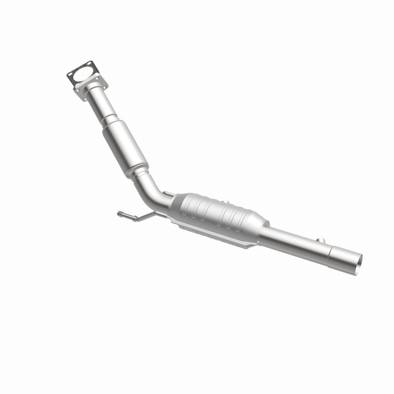 MagnaFlow Direct Fit Catalytic Converter 06-08 Volkswagen Jetta/Rabbit 2.5L (49 State)