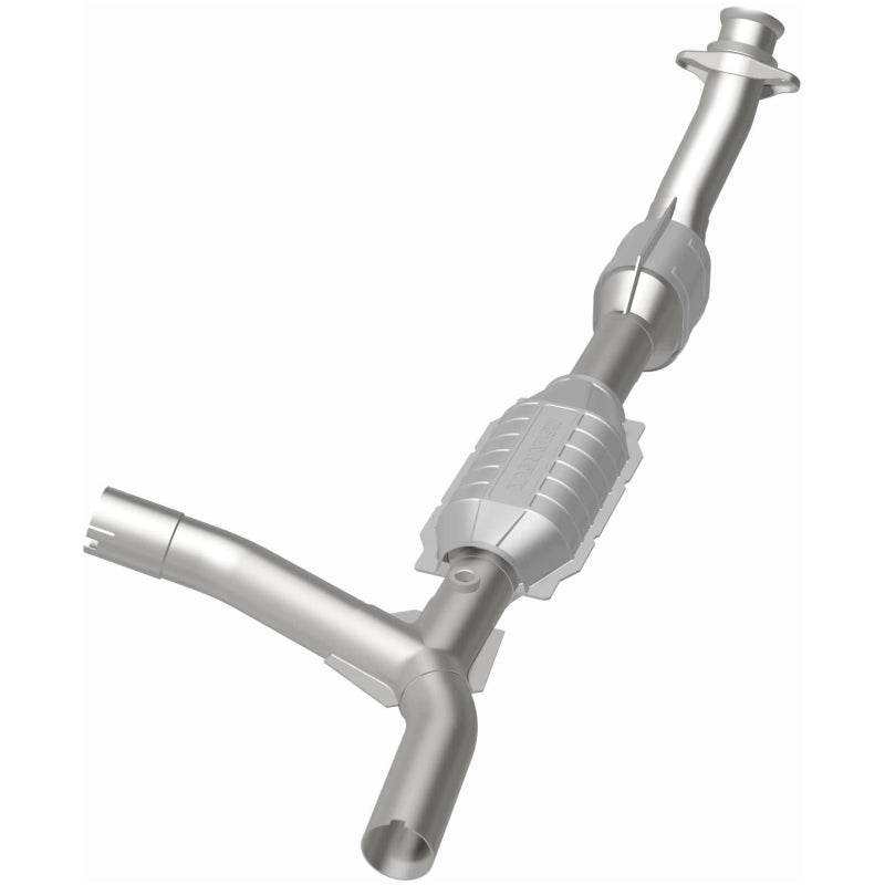 MagnaFlow Direct Fit Catalytic Converter 00-03 Ford Van 4.2L OEM