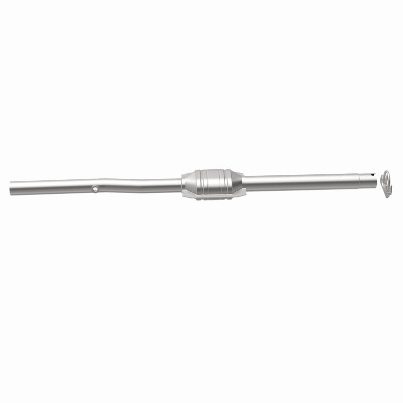 MagnaFlow Direct Fit Catalytic Converter 97-99 Dodge Dakota 2.5L