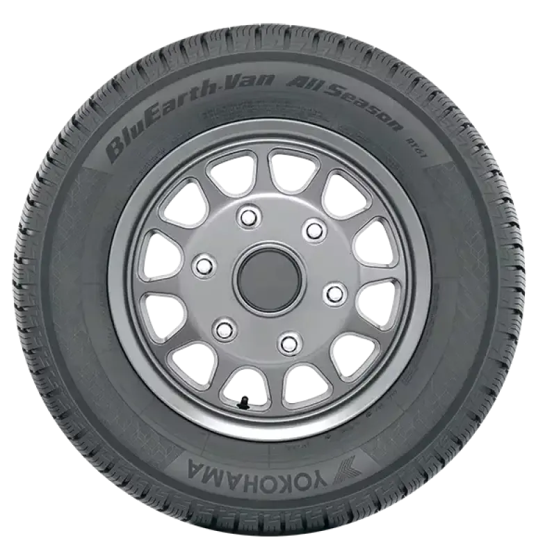 Yokohama BluEarth RY61 Tire - P245/70R17 119/116R