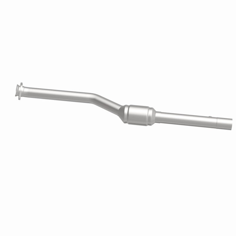 MagnaFlow Direct Fit Catalytic Converter 1999 BMW 540I 4.4L P/S
