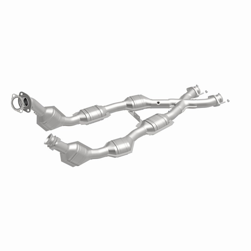 MagnaFlow Direct Fit Catalytic Converter 96-98 Mustang 4.6L 6-Cats