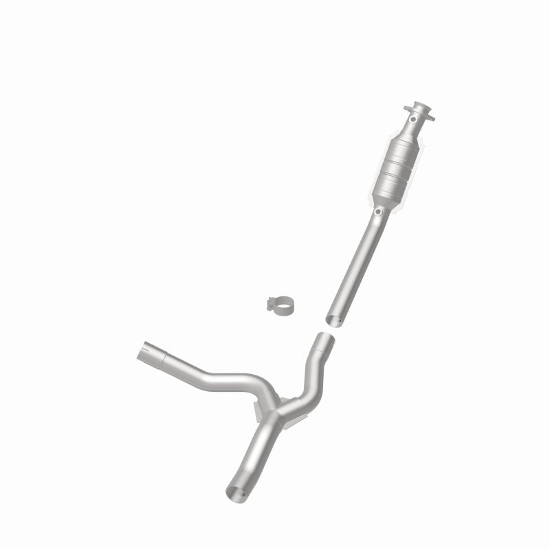 MagnaFlow Direct Fit Catalytic Converter 04-05 Dodge RAM 1500 Pickup 3.7L (Inc 4WD 4.7L) P/S