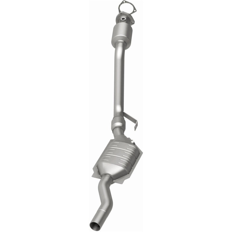MagnaFlow Direct Fit Catalytic Converter 03 Volkswagen Passat 2.8L