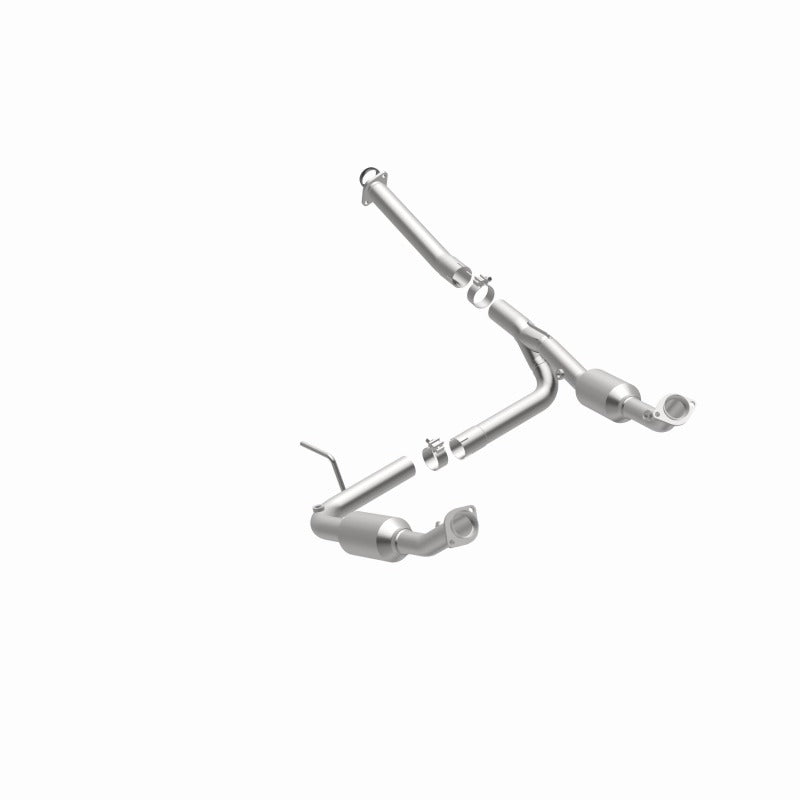 MagnaFlow Direct Fit Catalytic Converter OEM 2004-2005 Ford Explorer/Mercury Mountaineer Underbody