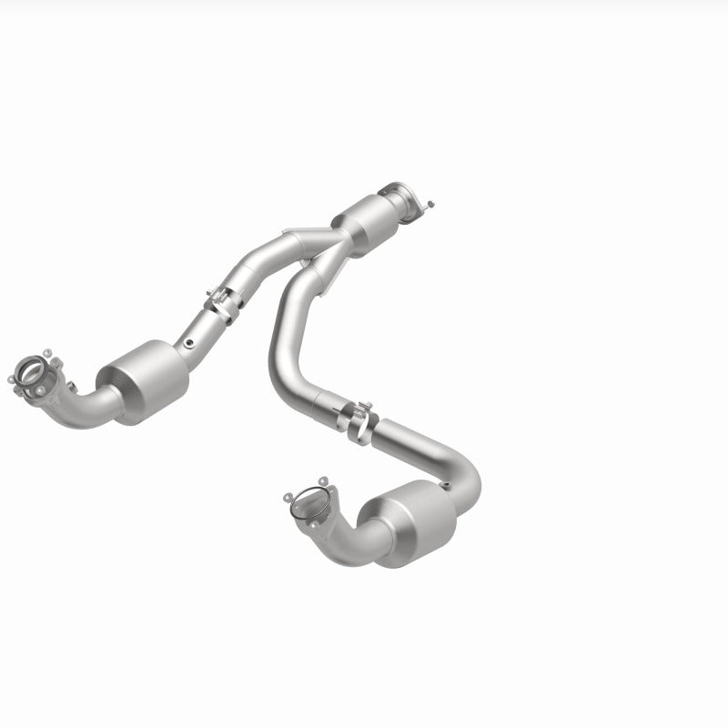MagnaFlow 12-20 Chevrolet Express 4500 Underbody 6.0L Direct Fit Catalytic Converter
