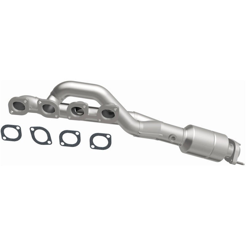 MagnaFlow Direct Fit Catalytic Conv BMW 99-03 540I 4.4L / 99-01 740I/740IL 4.4L California - P/S