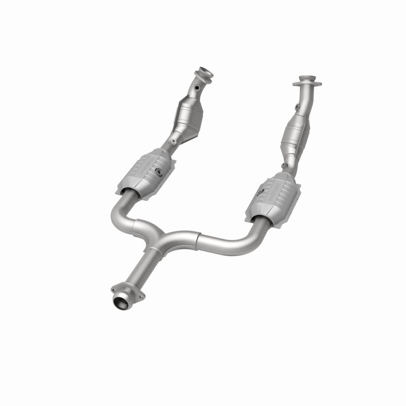 MagnaFlow Direct Fit Catalytic Converter 99/01-03 Ford Mustang 3.8L