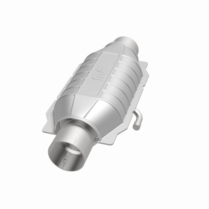 MagnaFlow Universal Catalytic Converter 2.25in Inlet/Outlet Center/Center Oval Rear (California)