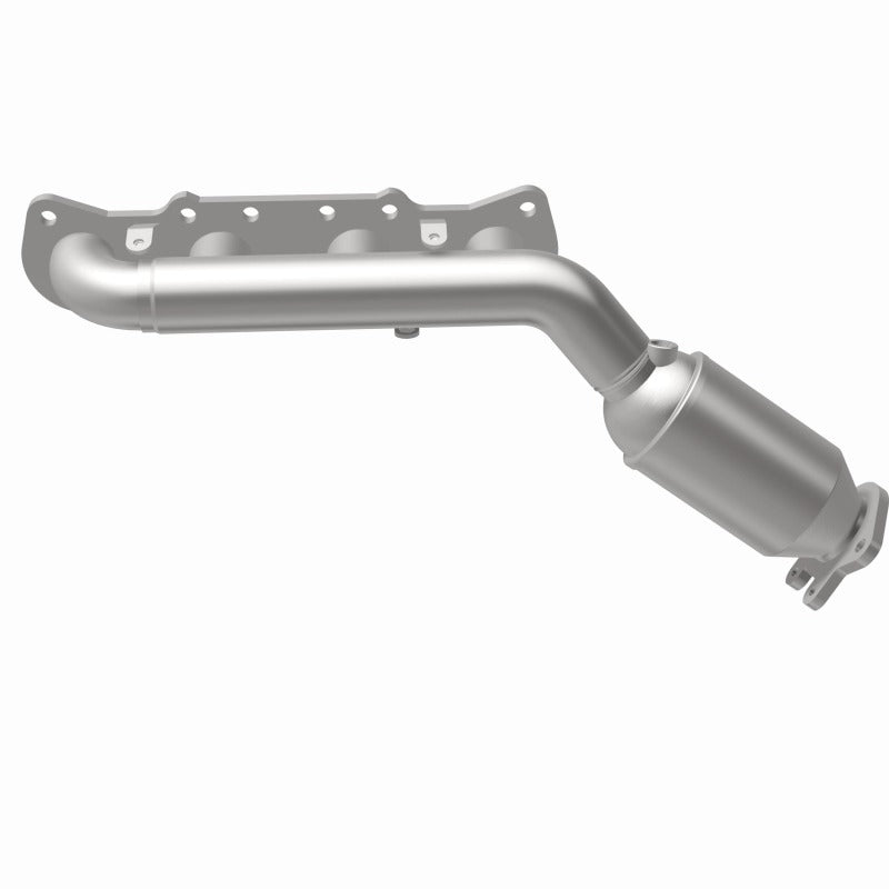 MagnaFlow Direct Fit Catalytic Converter 12-16 Hyundai Equus V8 5.0L Manifold