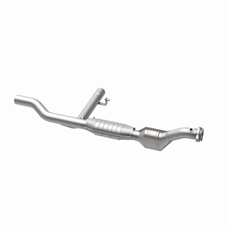 MagnaFlow Direct Fit Catalytic Converter 97-98 Ford Trucks 4.6L