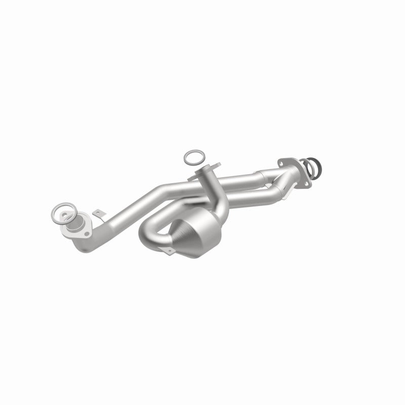 MagnaFlow Direct Fit Catalytic Converter 01-03 Toyota Sienna 3.0L fr