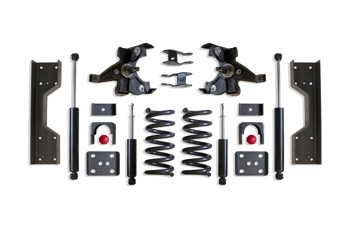 Maxtrac 88-98 Chevrolet Silverado / GMC Sierra 1500 2WD 4-6in Lowering Kit