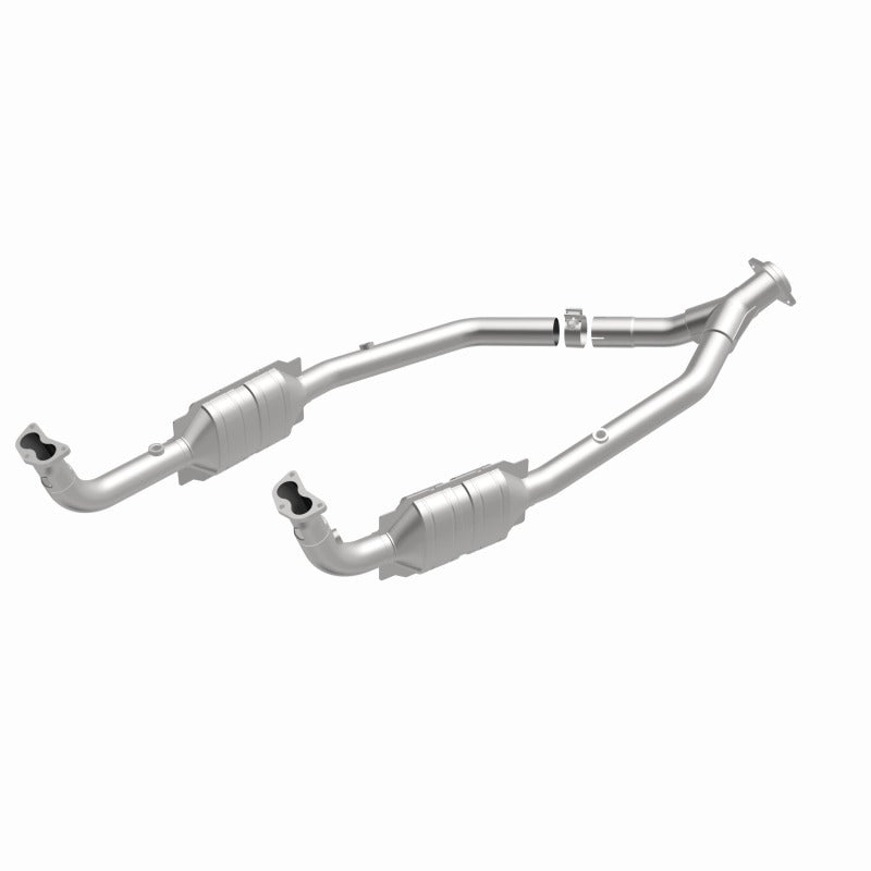 MagnaFlow Direct Fit Catalytic Converter 99-04 LR Discovery V8 OEM