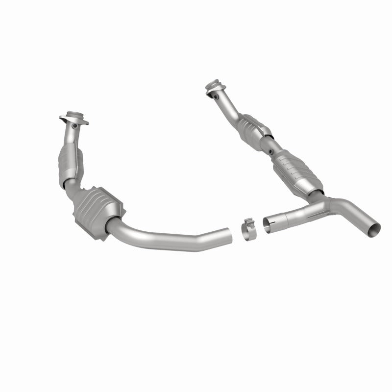 MagnaFlow Direct Fit Catalytic Converter 07-08 Ford E-150 4.6L