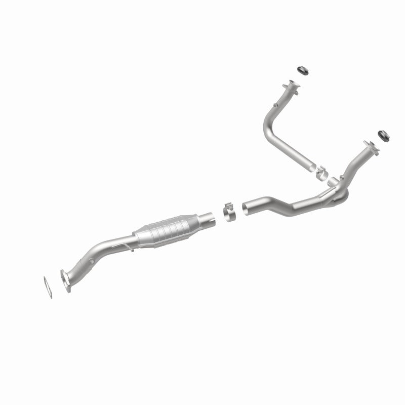 MagnaFlow Direct Fit Catalytic Converter 00-05 Blazer 4WD 4.3L OEM