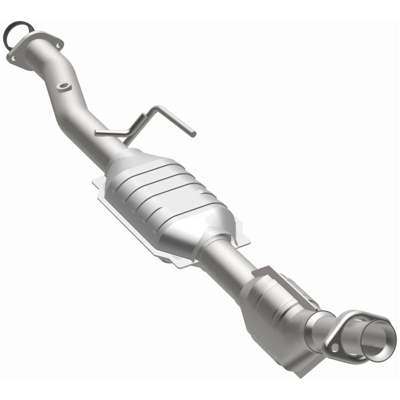 MagnaFlow Direct Fit Catalytic Converter 98-99 Ranger 2.5L