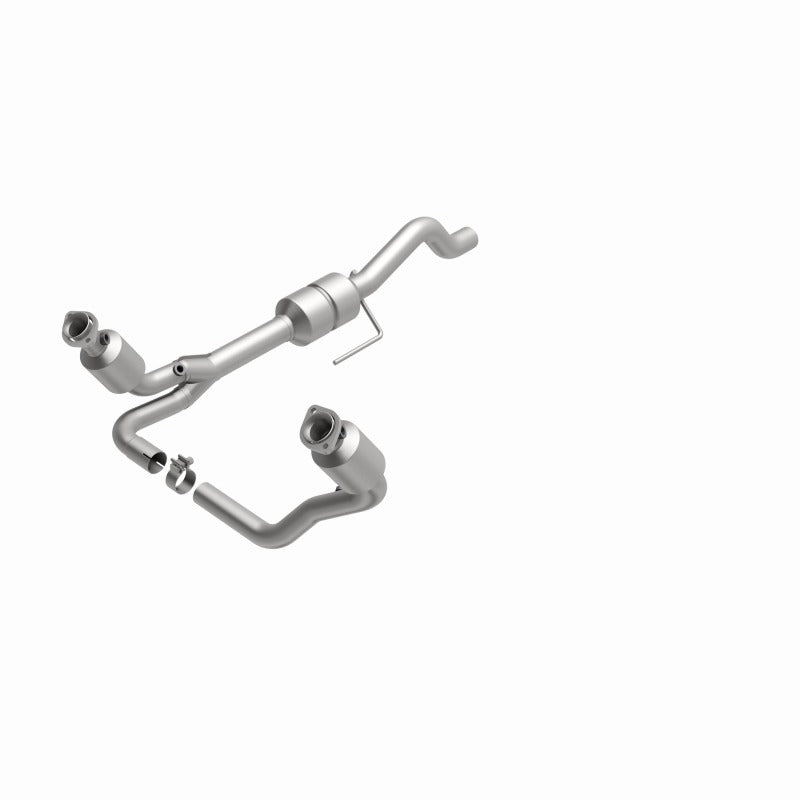 MagnaFlow Direct Fit Catalytic Converter 00-03 Durango 4WD 4.7L
