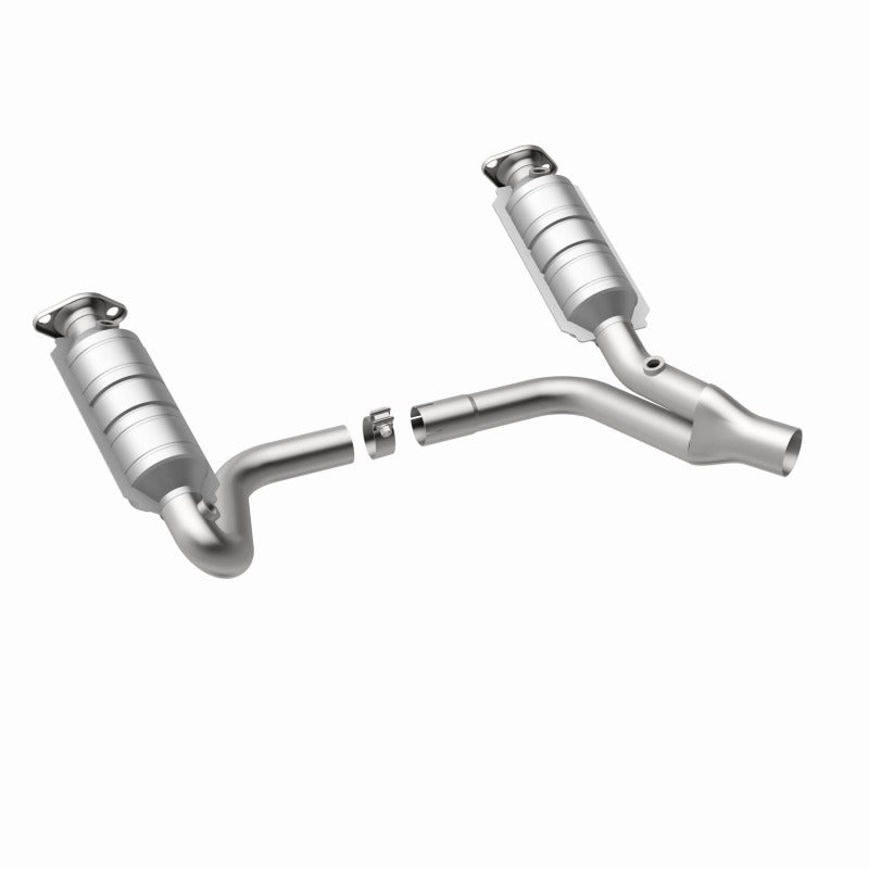MagnaFlow Direct Fit Catalytic Converter Raider 2006 8 4.7L