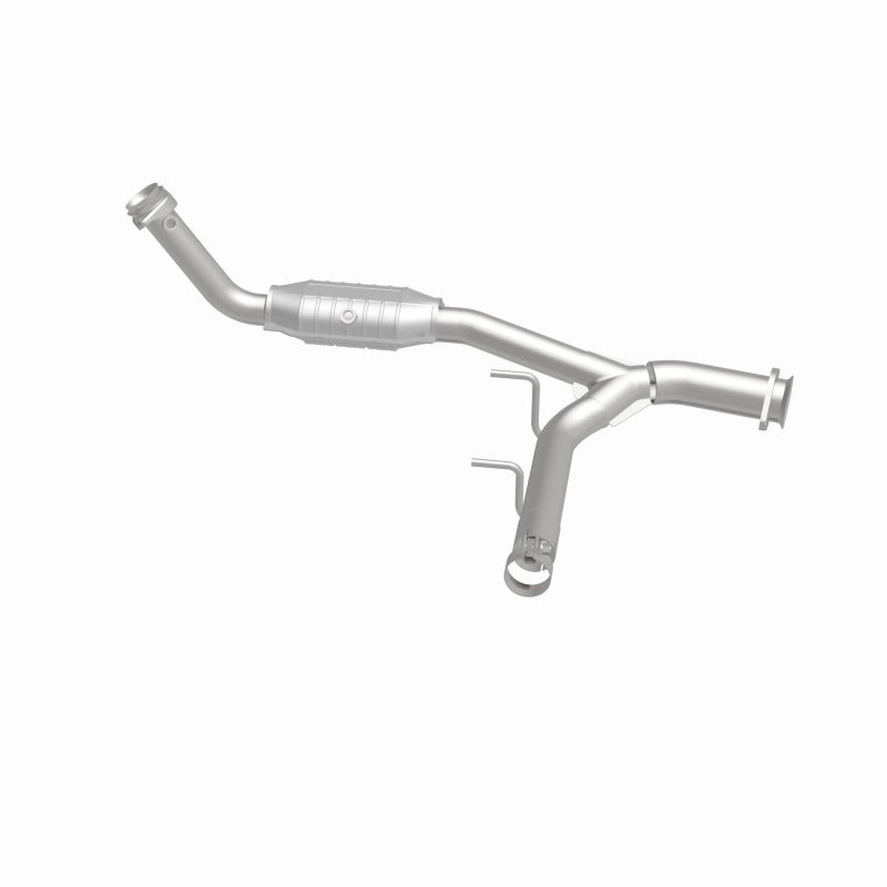MagnaFlow Direct Fit Catalytic Converter 03-05 Ford Expedition/05-06 Lincoln Navigator 5.4L P/S