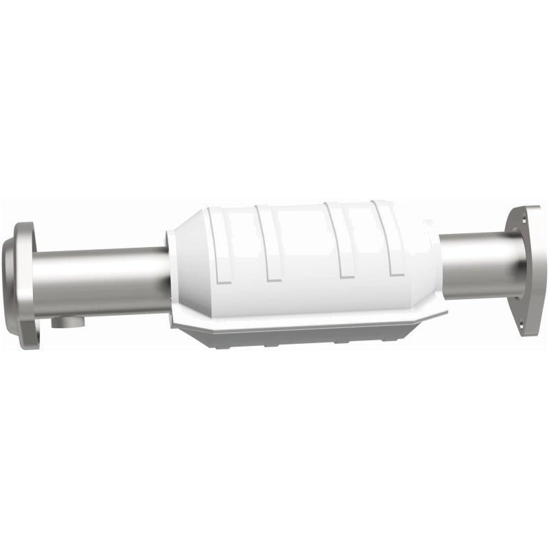 MagnaFlow Direct Fit Catalytic Converter 00-01 Cherokee Rear 4.0L
