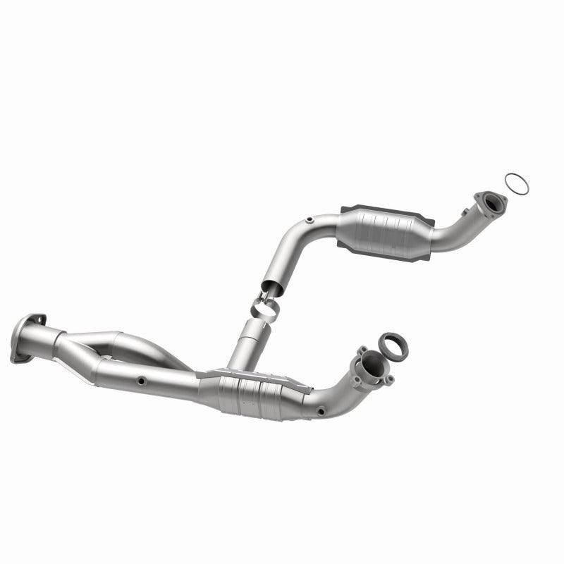 MagnaFlow Direct Fit Catalytic Converter 07-09 Hummer Truck H2 Y-Pipe Assy