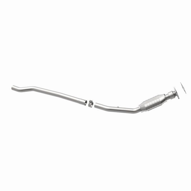 MagnaFlow Direct Fit Catalytic Converter 96-98 Caravan-Voyager 3.3L/