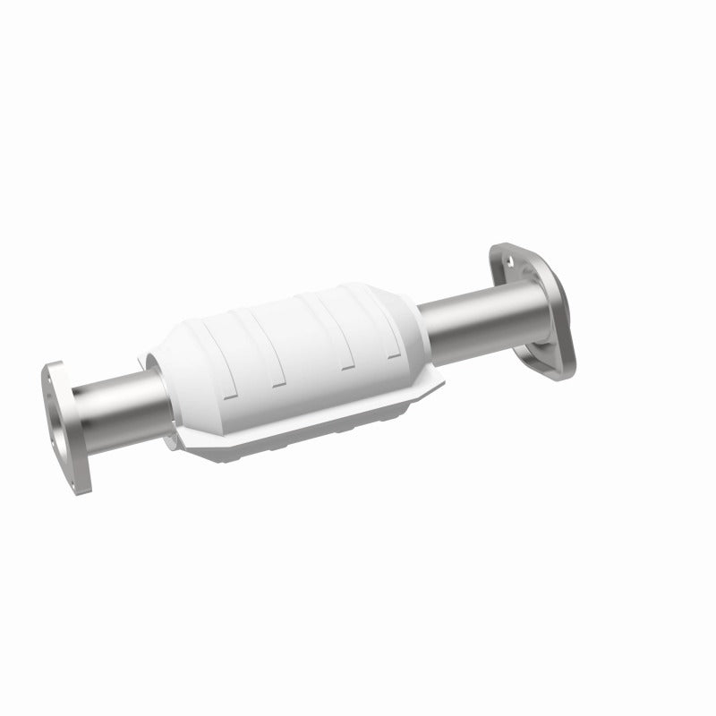 MagnaFlow Direct Fit Catalytic Converter 01/20/00-01 Jeep Cherokee 4.0L Rear (49 State)