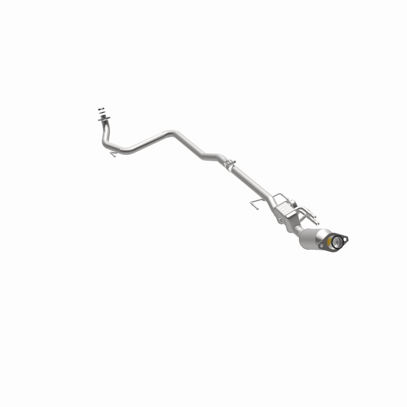 MagnaFlow Direct Fit Catalytic Converter 12-13 Toyota Prius C Base Underbody 1.5L