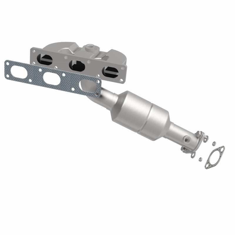 MagnaFlow Direct Fit Catalytic Converter BMW 5 04-05 Rear Mani