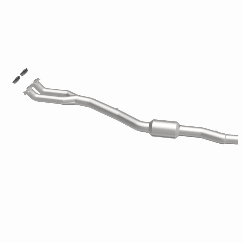 MagnaFlow Direct Fit Catalytic Converter OEM 96-98 BMW 740iL 4.4L