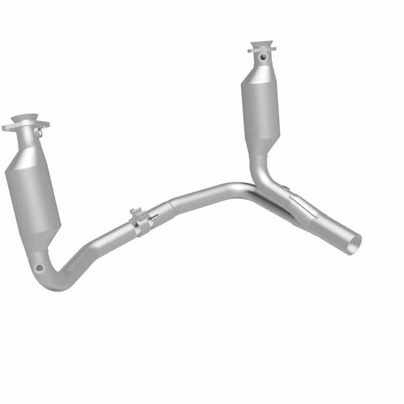 MagnaFlow Direct Fit Catalytic Converter OEM 2004 Dodge Dakota Underbody