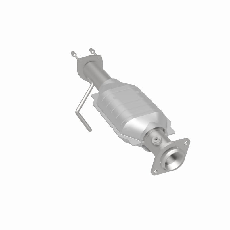 MagnaFlow Direct Fit Catalytic Converter 00-04 Jeep Wrangler 4.0L Rear/2.4L/2.5L
