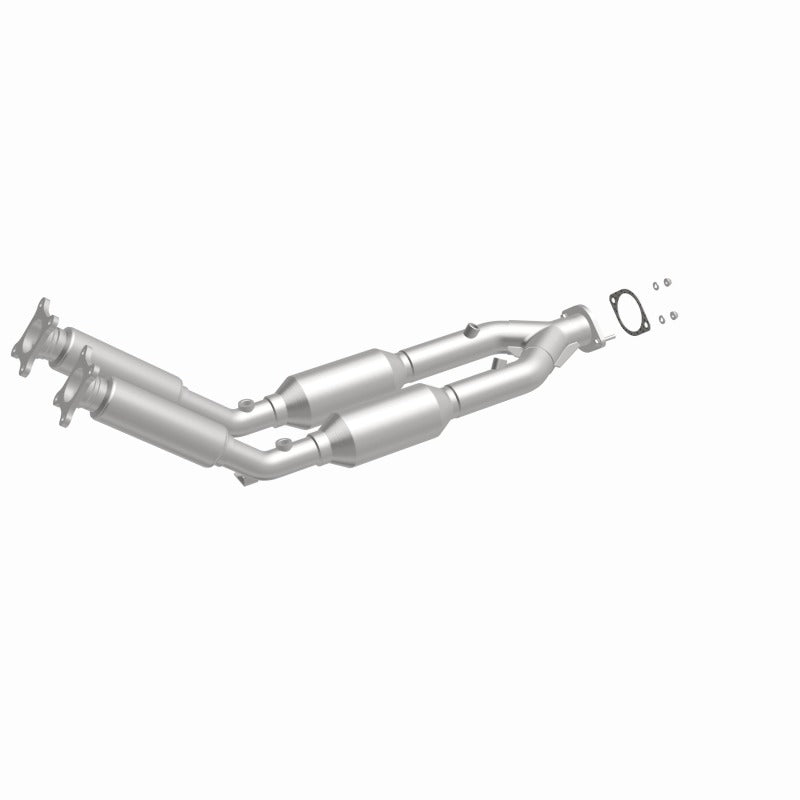 MagnaFlow Direct Fit Catalytic Converter 99-01 Volvo S80 2.8L