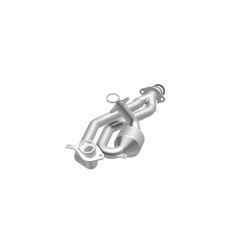 MagnaFlow Direct Fit Catalytic Converter 01-03 Toyota Sienna 3.0L