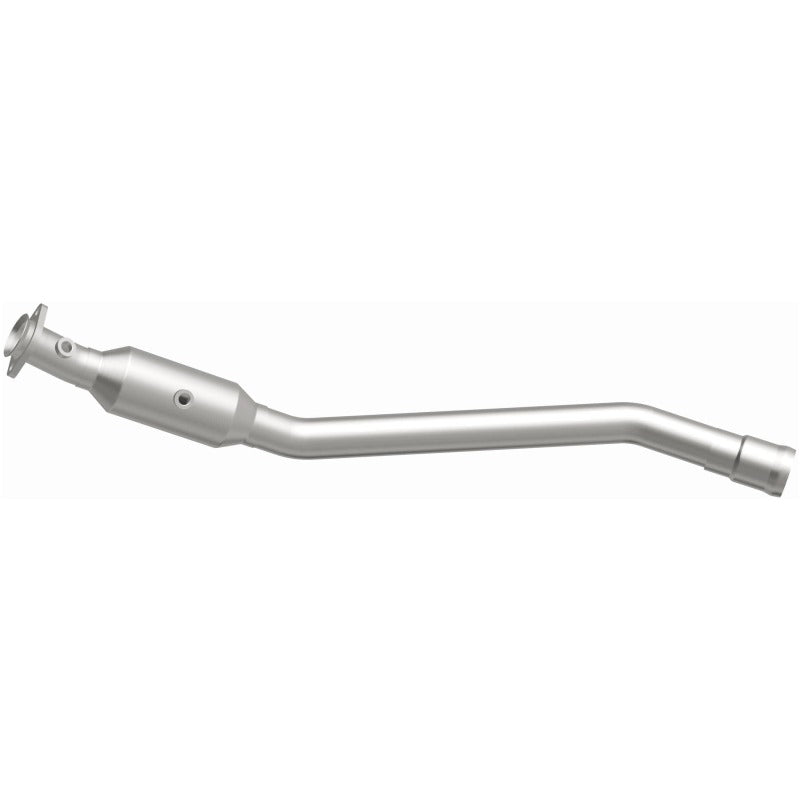 MagnaFlow Direct Fit Catalytic Converter 13-14 Mercedes-Benz GL450 V8 4.6 OEM Underbody