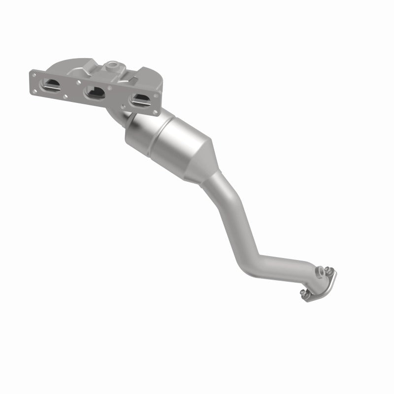 MagnaFlow Direct Fit Catalytic Converter BMW 5 01-03 front OEM